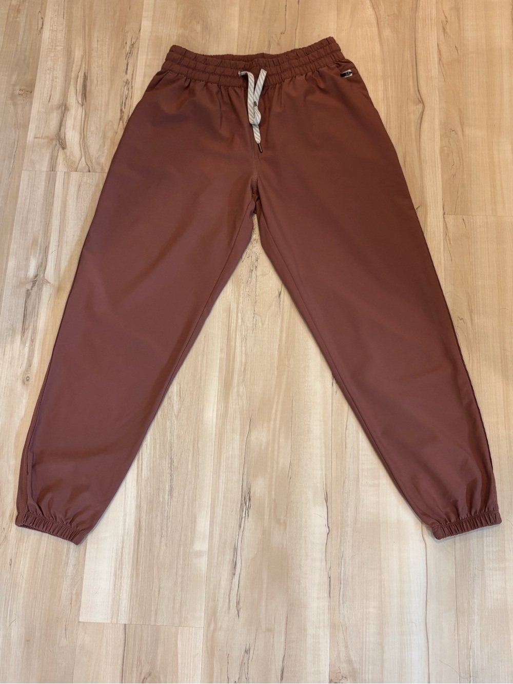Vuori The Rise Jogger Pants Brown Rust Size Small Athletic Lounge Travel